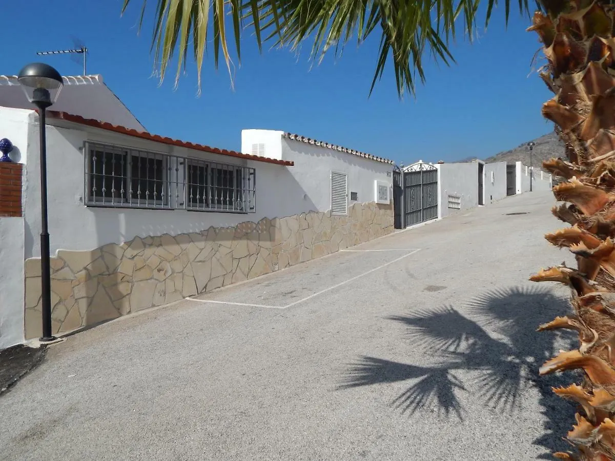 Дом отдыха Вилла Adosado En Nerja Urb Flamingo