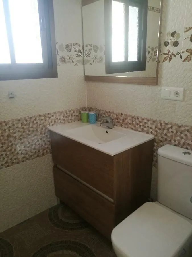 Adosado En Nerja Urb Flamingoヴィラ 別荘